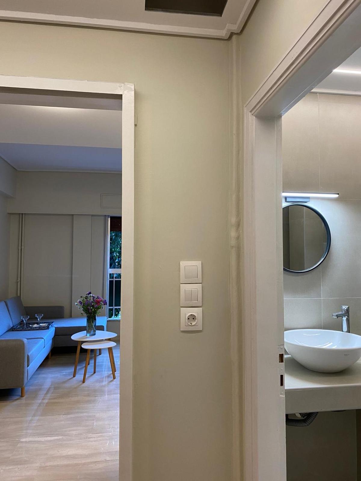 Evrou 21A Metropolitan Suite أثينا المظهر الخارجي الصورة